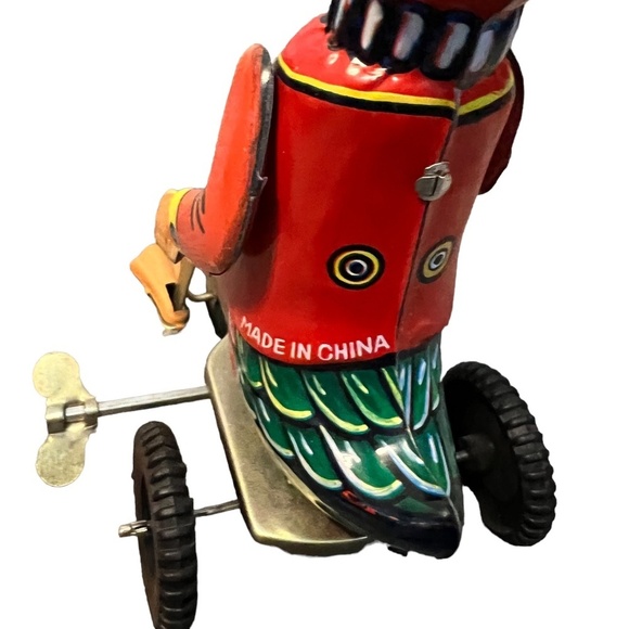 Vintage Inspired Duck on a Tricycle Metal Wind-Up Tin Toy - Picture 5 of 13